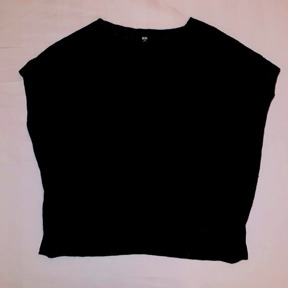 Women's Uniqlo Black Shirt - Picture 1 of 4